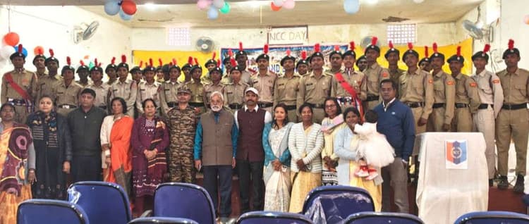 एनसीसी से छात्र जरूर जुड़ें