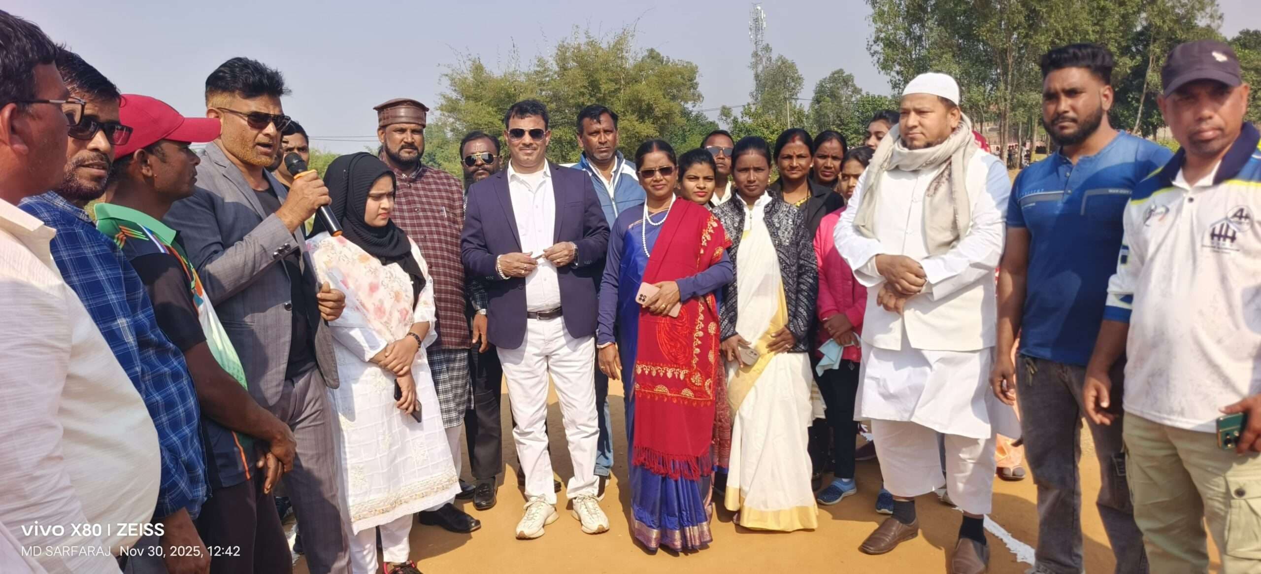 Giridih News: कीवा कामयाब ने जीता उदघाटन मैच