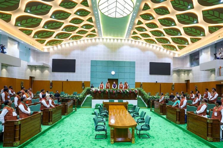 Chhattisgarh New Assembly Building: पीएम मोदी ने छत्तीसगढ़ के नये विधानसभा भवन का किया उद्घाटन, जानें क्या है खासियत