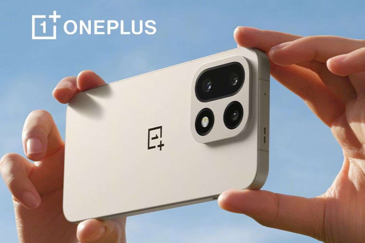 OnePlus 15: 7300mAh बैटरी और 165Hz डिस्प्ले के साथ इंडिया में धमाका करने आ रहा नया फ्लैगशिप