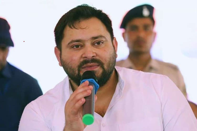 Bihar Election 2025: तेजस्वी यादव 14 जनवरी को महिलाओं के खाते में डालेंगे 30 हजार, जीविका दीदियों को देंगे सैलरी