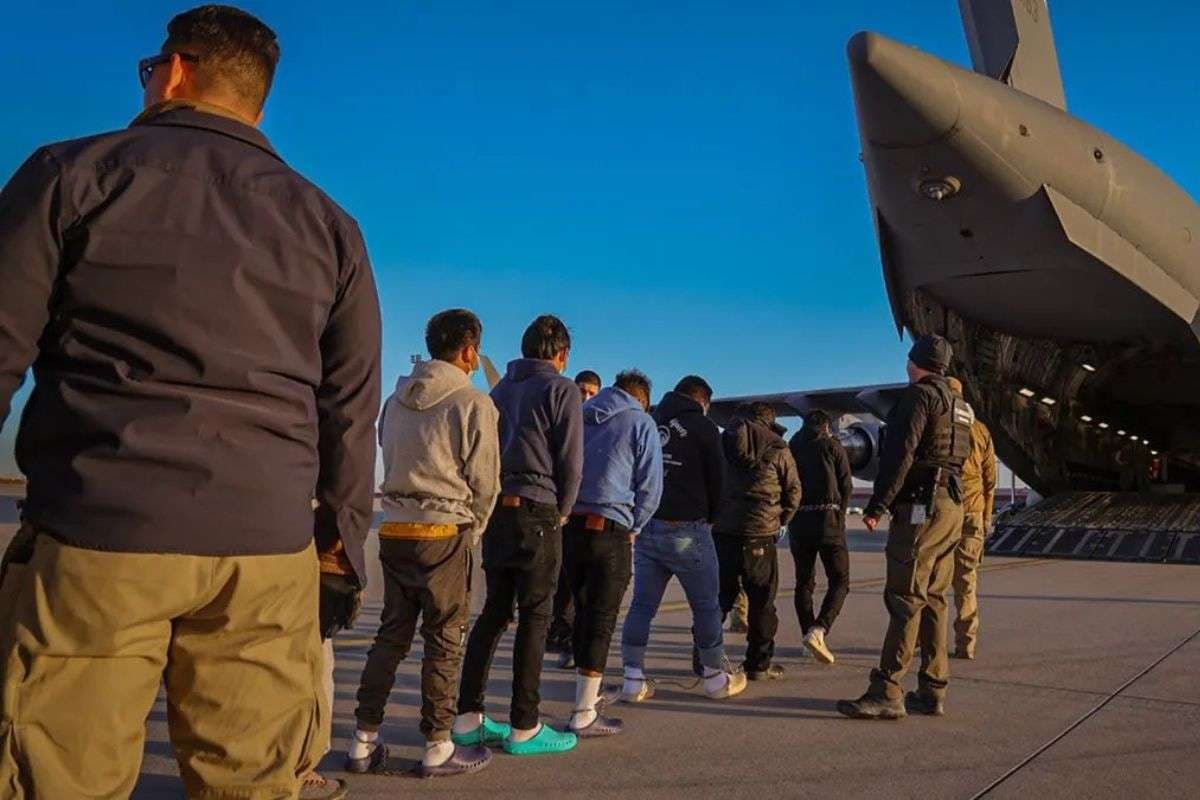 30 Indians arrested in the United States living illegally.