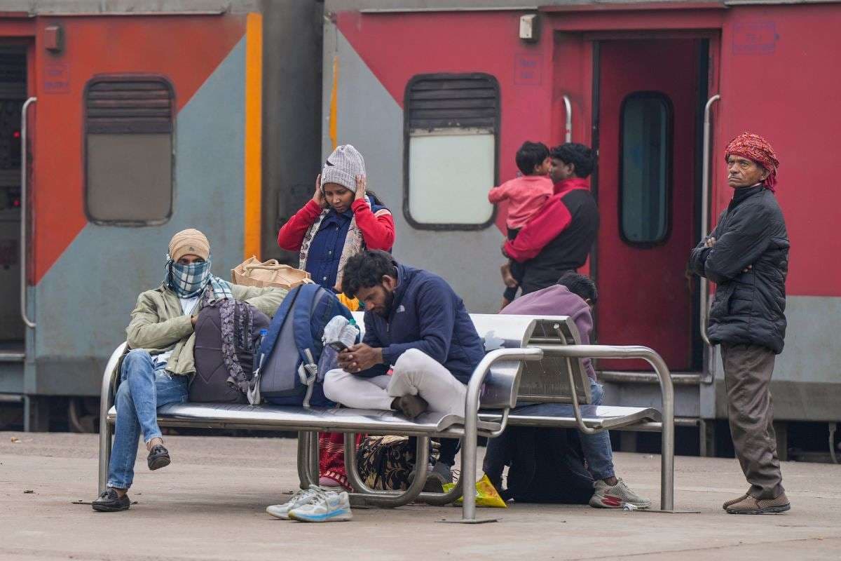 महंगी होगी लंबी ट्रेन यात्रा