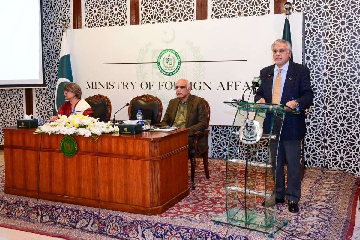 Ishaq Dar Raises concern Over India’s Suspension of IWT After Sudden Chenab River Flow Changes