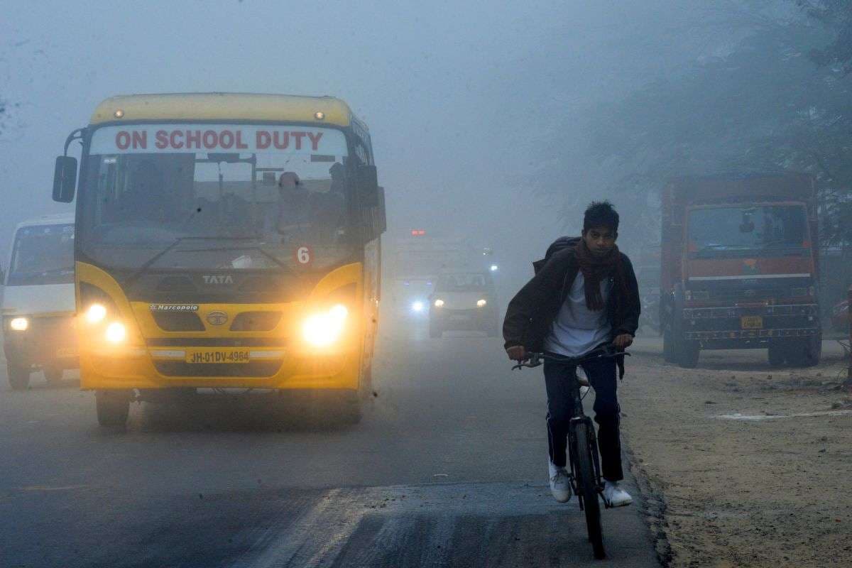 Jharkhand Weather dense fog cold winter Jharkhand Weather dense fog cold winter