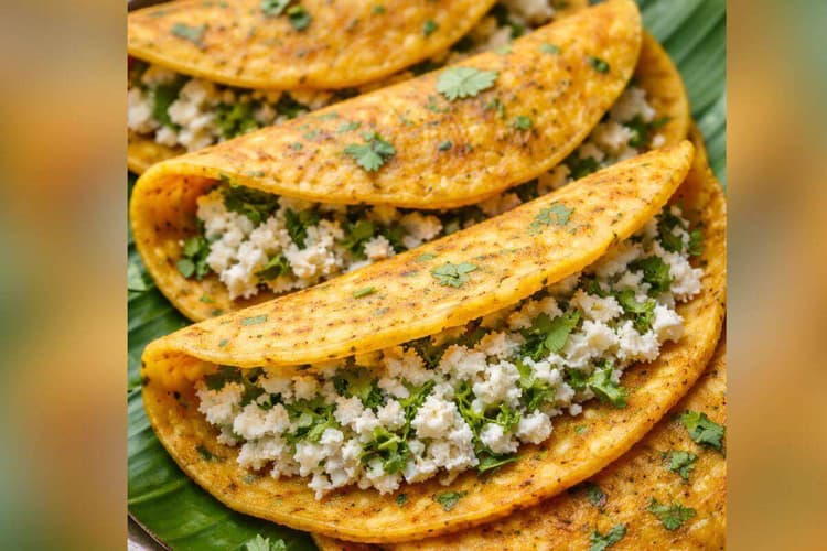 Moong Dal Paneer Chilla: झटपट रेडी करना है ब्रेकफास्ट, तो ट्राई करें लाजवाब मूंग दाल-पनीर चीला