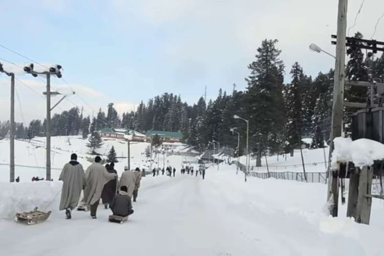 Places to Visit in India: जन्नत से कम नहीं भारत की ये जगहें, नजारे बना देंगी दीवाना