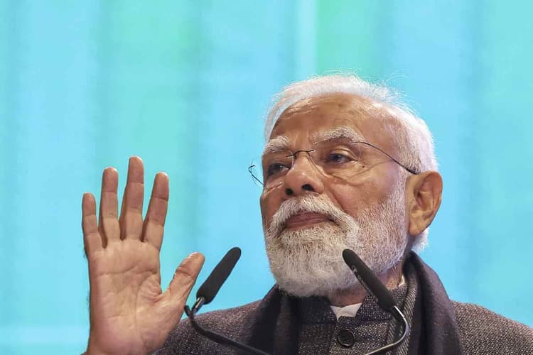 PM Modi in Bengal : ताहिरपुर में प्रधानमंत्री मोदी का हेलीकॉप्टर लैंड नहीं कर सका