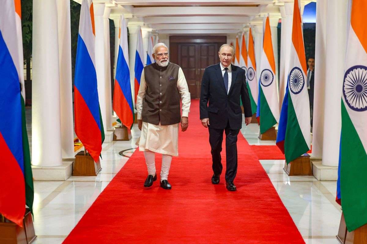 Prime Minister Narendra Modi with Russian President Vladimir Putin Prime Minister Narendra Modi with Russian President Vladimir Putin