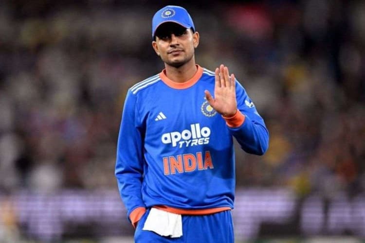 T20 World Cup 2026: शुभमन गिल की टी20 टीम से छुट्टी, जानें और किस खिलाड़ी को नहीं मिली स्क्वाड में जगह