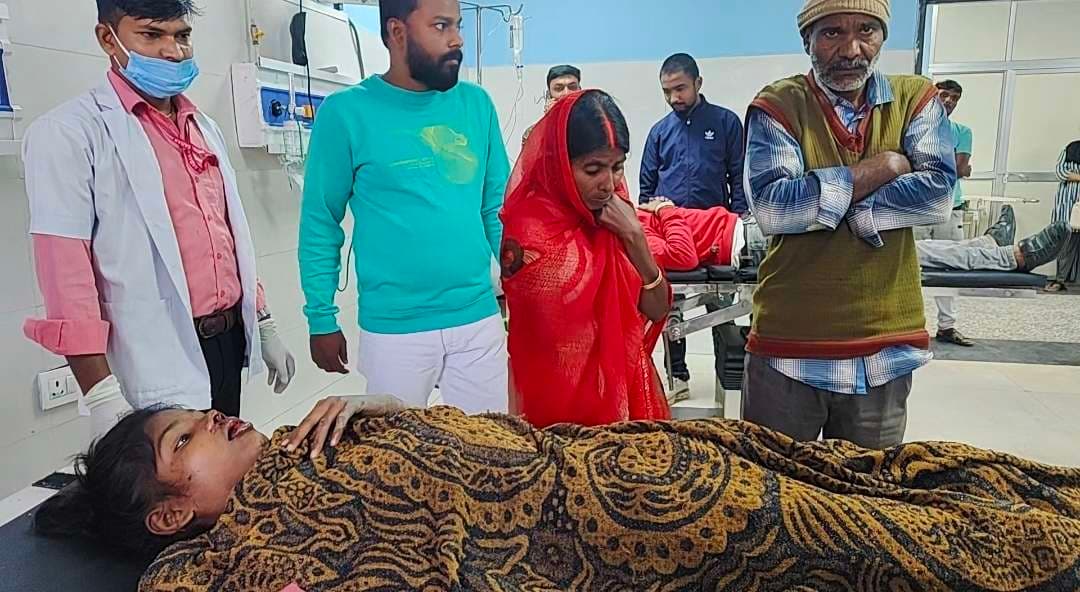 छत से गिरकर बक्सर निवासी किशोरी जख्मी