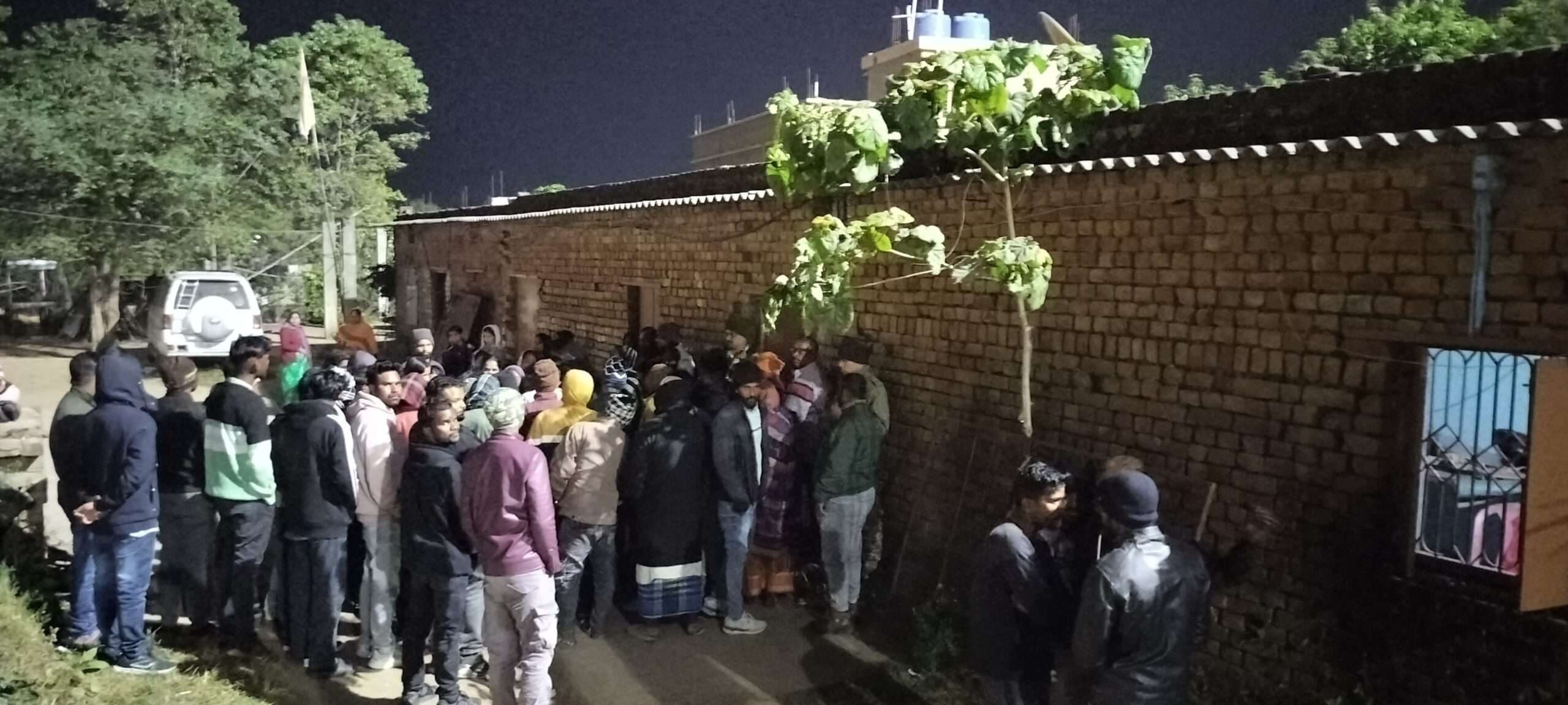 ::::: प्रेम प्रसंग में महिला की हत्या, पति गंभीर हालत में रिम्स में भर्ती