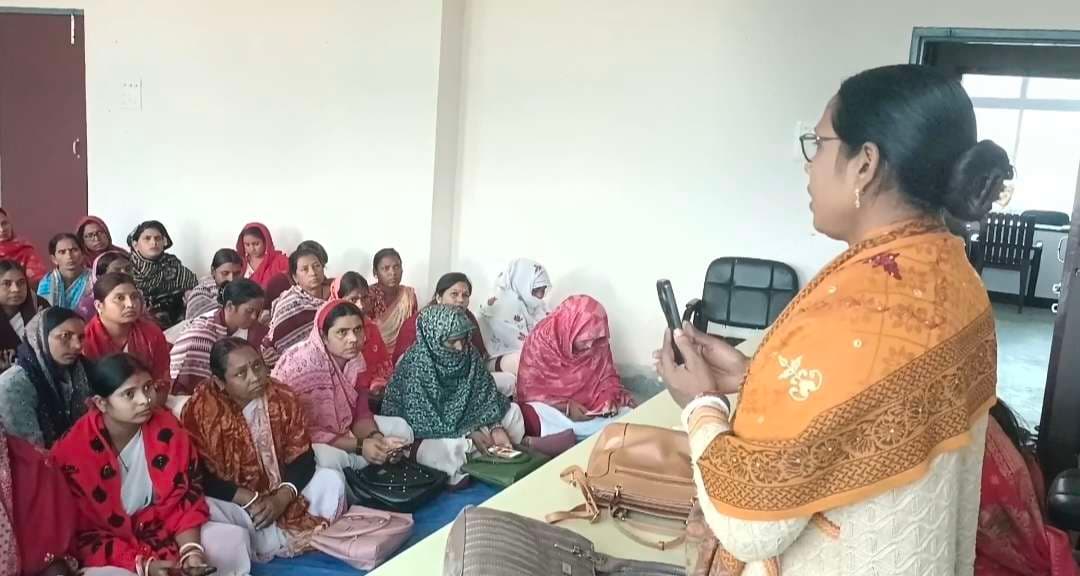 सेविकाओं की सेक्टर बैठक में कार्यों की समीक्षा