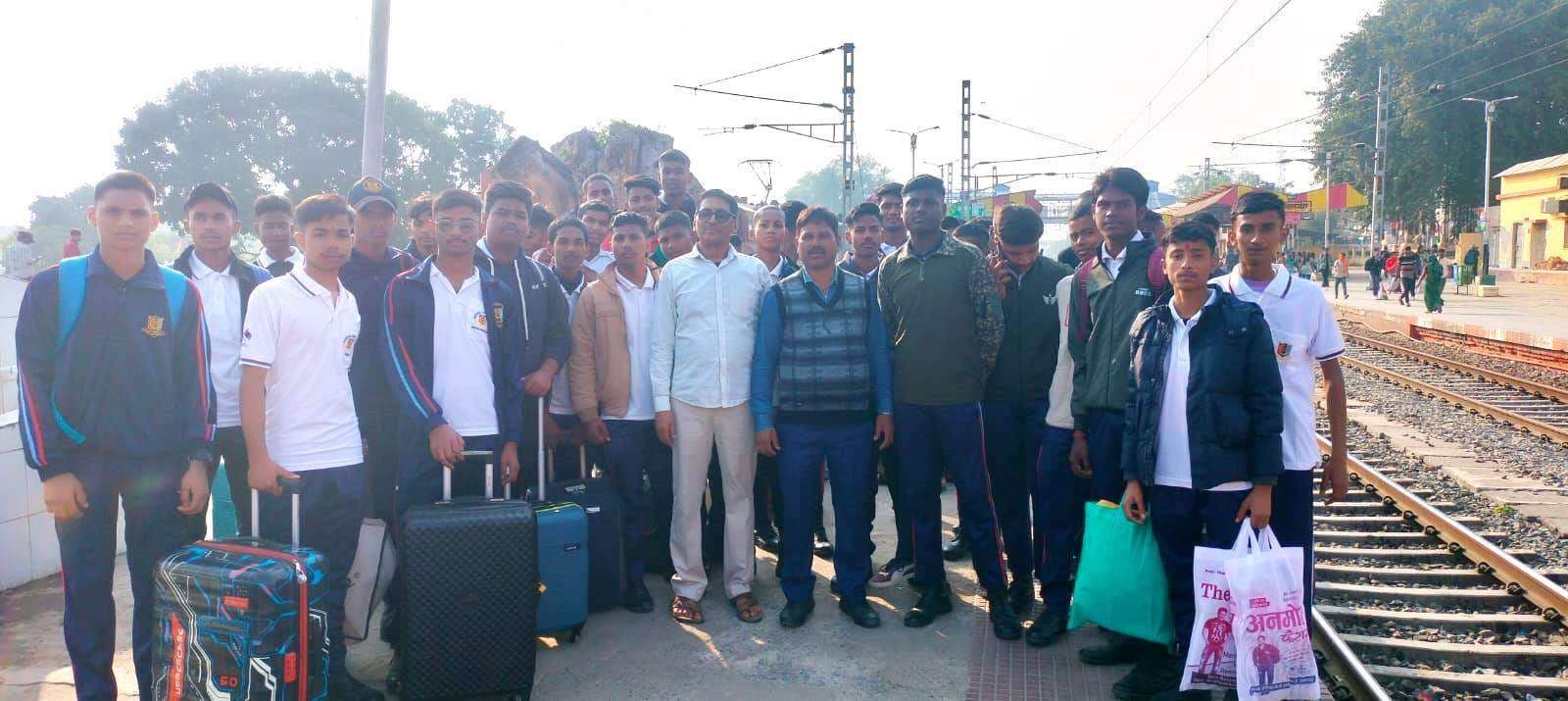 Bhagalpur news प्रशिक्षण में भाग लेने एनसीसी कैडेट ओटीसी बरौनी गये