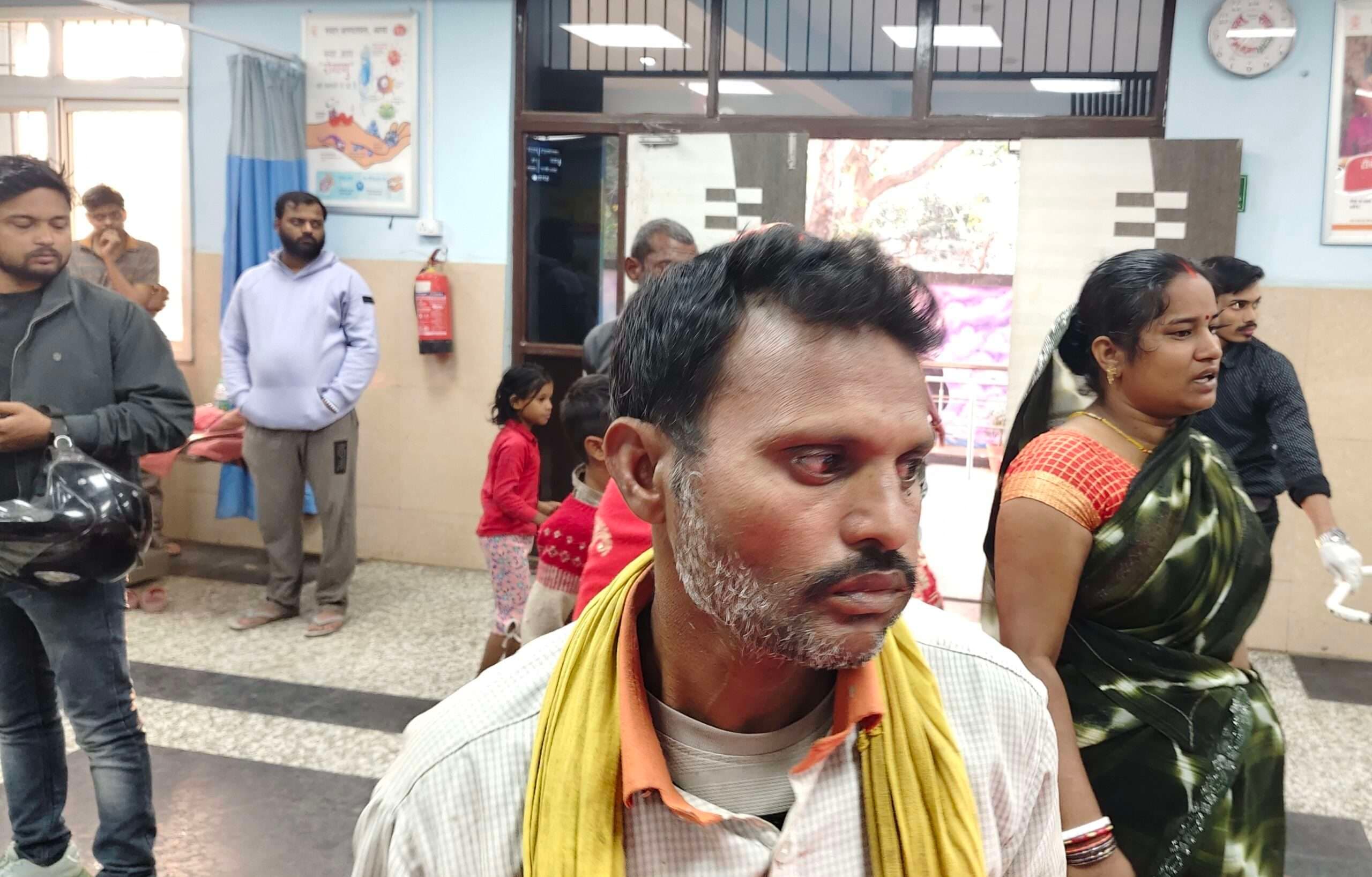 बाइक से गिरकर बुजुर्ग महिला की मौत, घर में मचा कोहराम