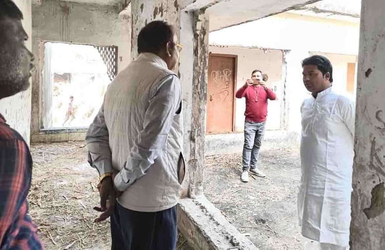 हफ्ते में दो दिन ग्राम कचहरी लगाने का बीडीओ ने दिया निर्देश