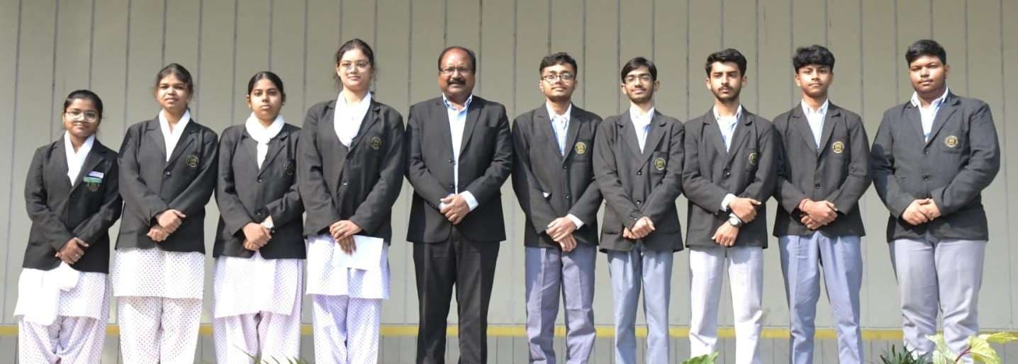 Bokaro News : अनुशासन व ईमानदारी विद्यार्थियों के जीवन का अहम हिस्सा : प्राचार्य