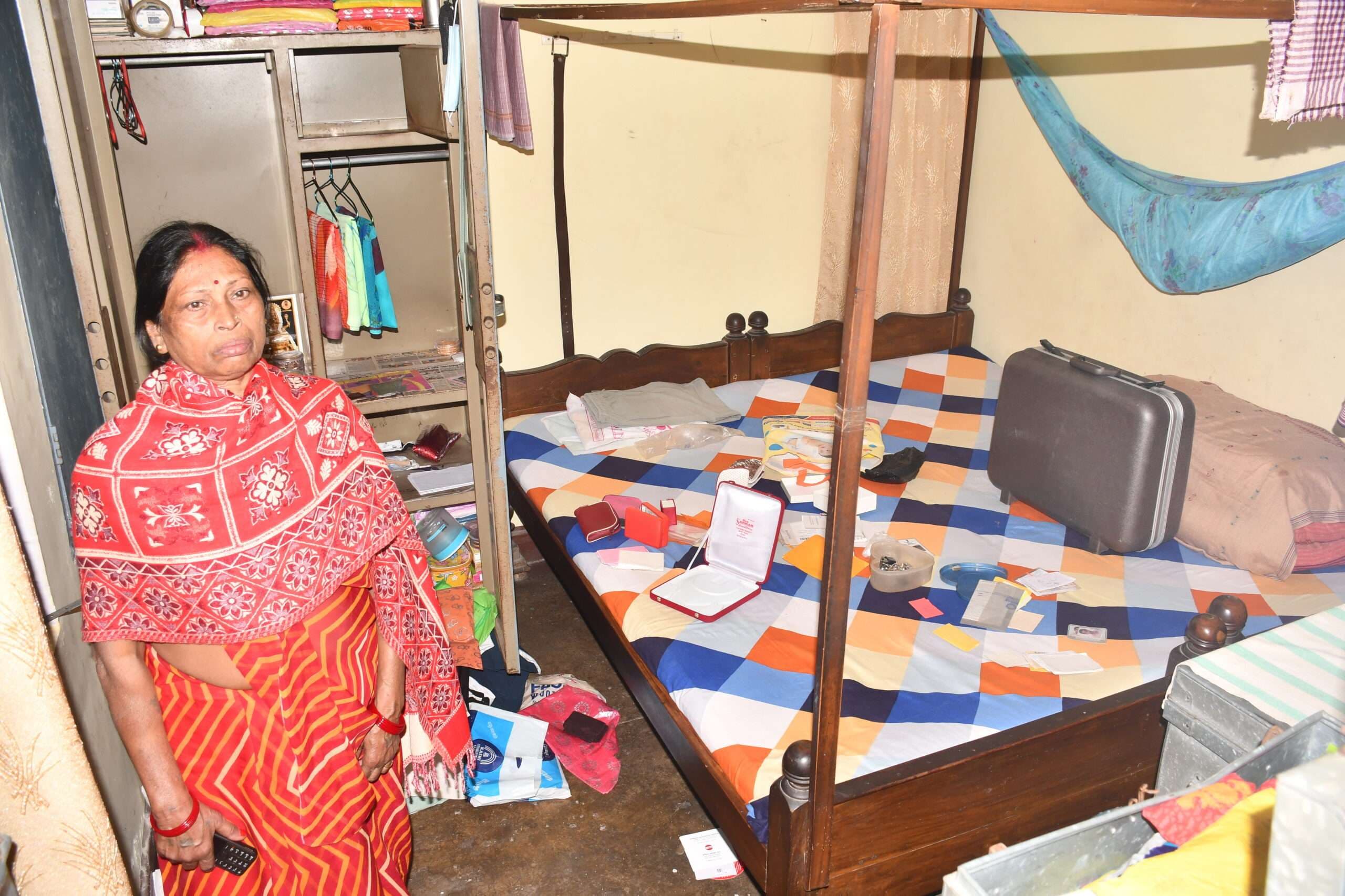 Bokaro News : सेवानिवृत इस्पातकर्मी के बंद आवास से जेवरात सहित 15 लाख की संपत्ति की चोरी