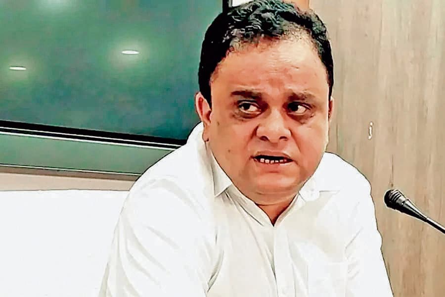 32 हजार प्राथमिक शिक्षकों की नौकरी रहेगी बरकरार, सत्य की हुई जीत : ब्रात्य