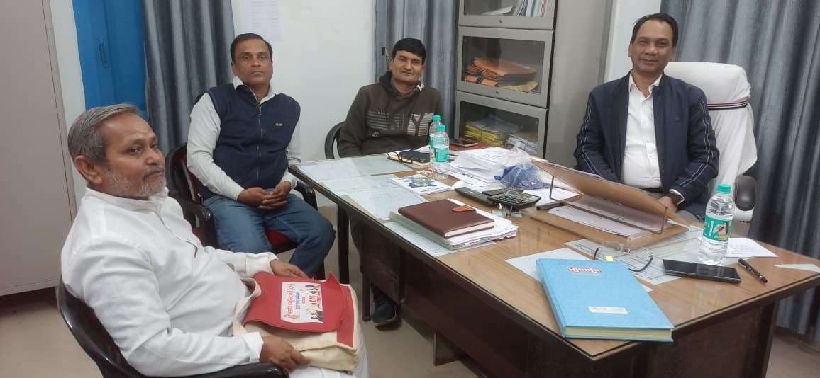 त्रुटि रहित कोसी स्नातक निर्वाचक सूची की तैयारी में राजनीतिक दल के प्रतिनिधि करें अपेक्षित सहयोग