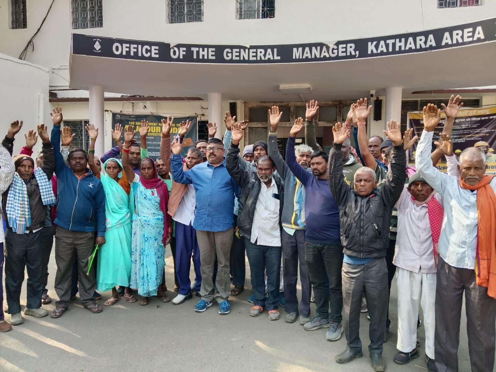 Bokaro News : सीसीएल मुख्यालय पर आमरण अनशन आज से