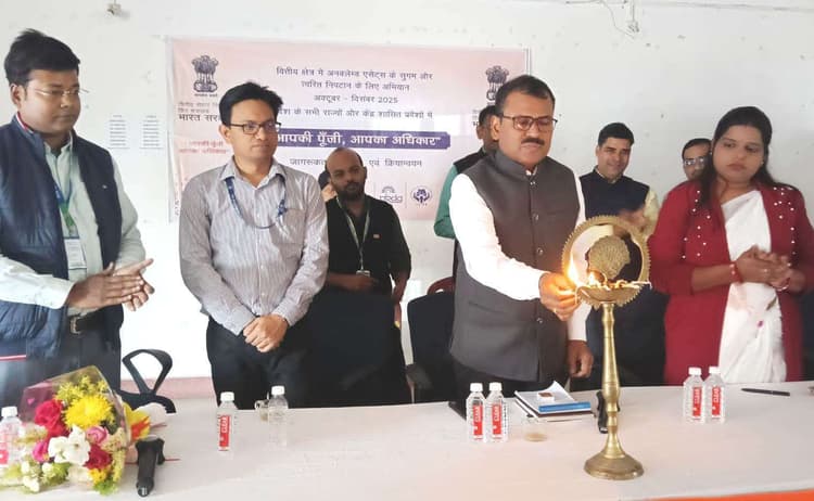 बैंकों के 160755 निष्क्रिय खातों में पड़े हैं 52 करोड़ रुपये