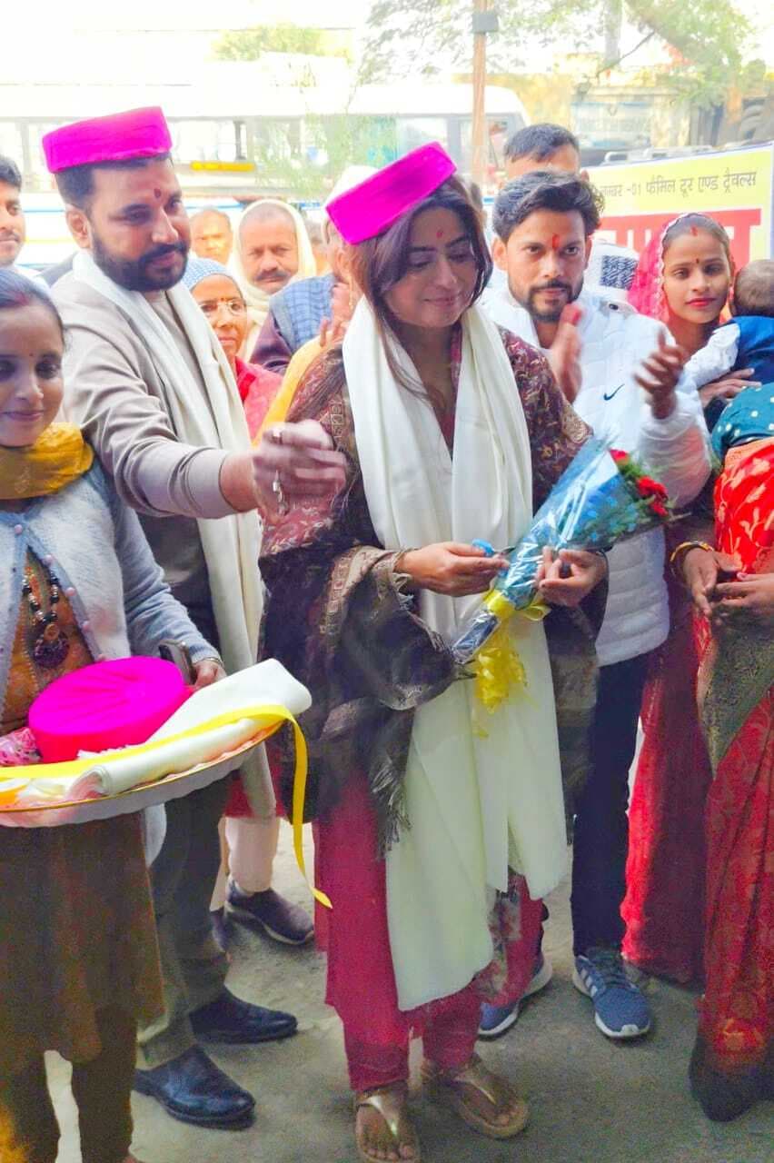 Samastipur News:मगरदही घाट पर एके ट्रेवल्स एजेंसी का शुभारंभ