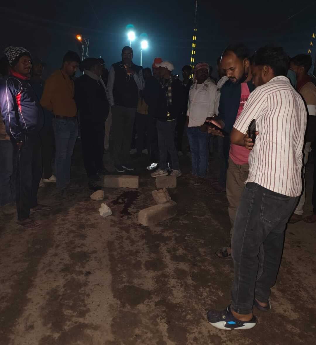 सोनैली गुमटी ढाला के पास ट्रक ने युवक को कुचला, मौत