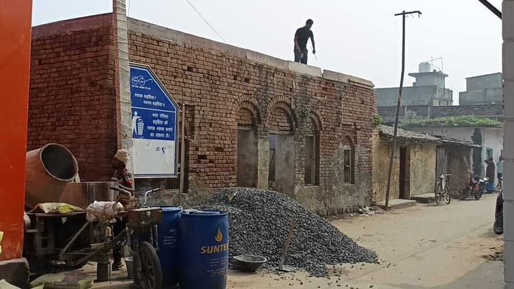 हा-हा बंगला के पुनर्निर्माण ने पकड़ी रफ्तार