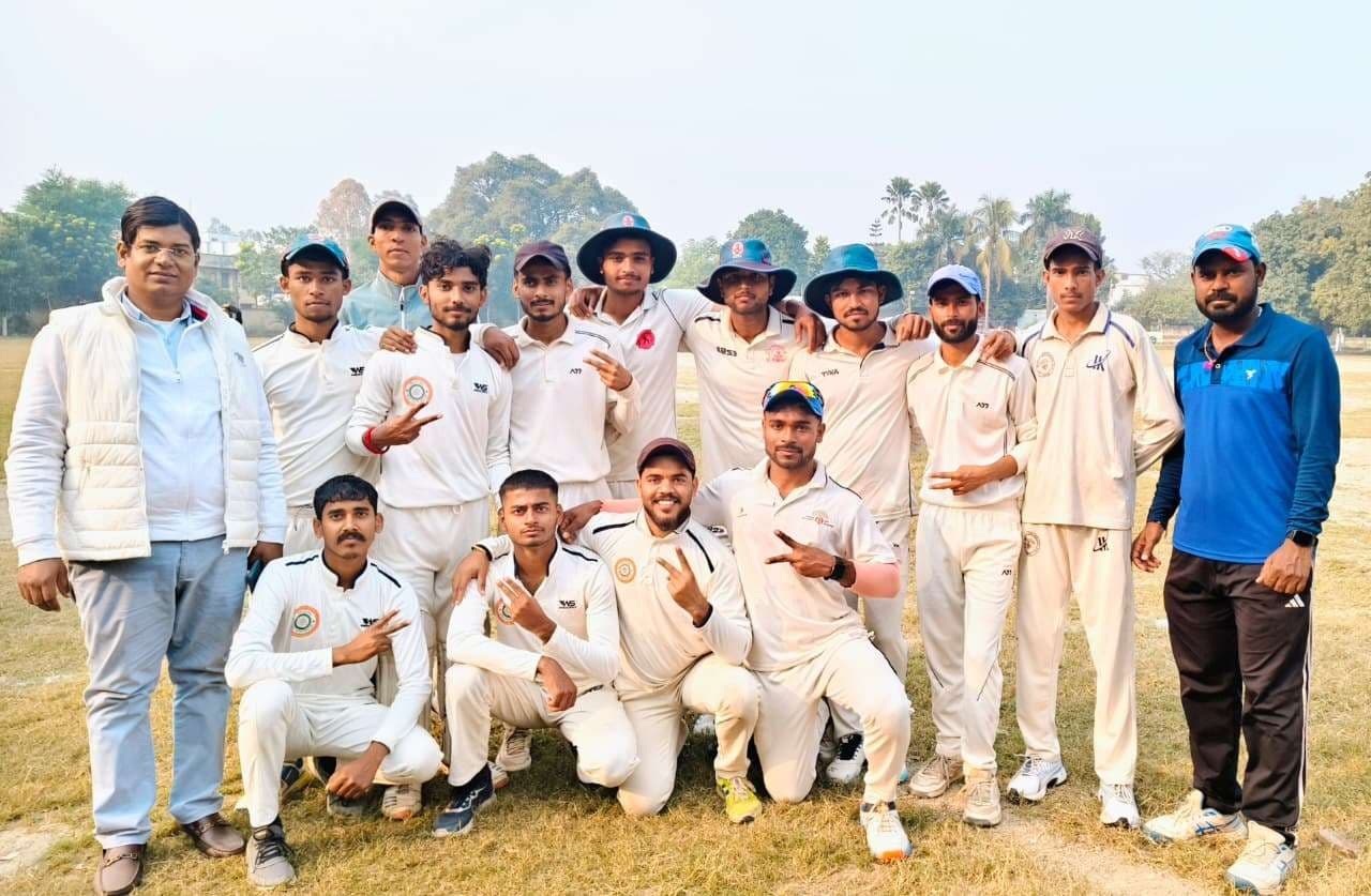 आरडी एंड डीजे कॉलेज 19 रन से जीतकर सेमीफाइनल में पहुंचा