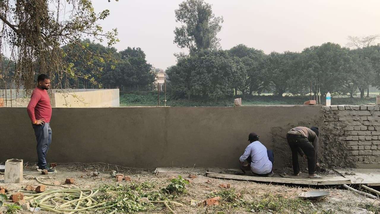 सालमारी रेलवे स्टेशन पर निर्माण कार्य शुरू होने पर जताया हर्ष