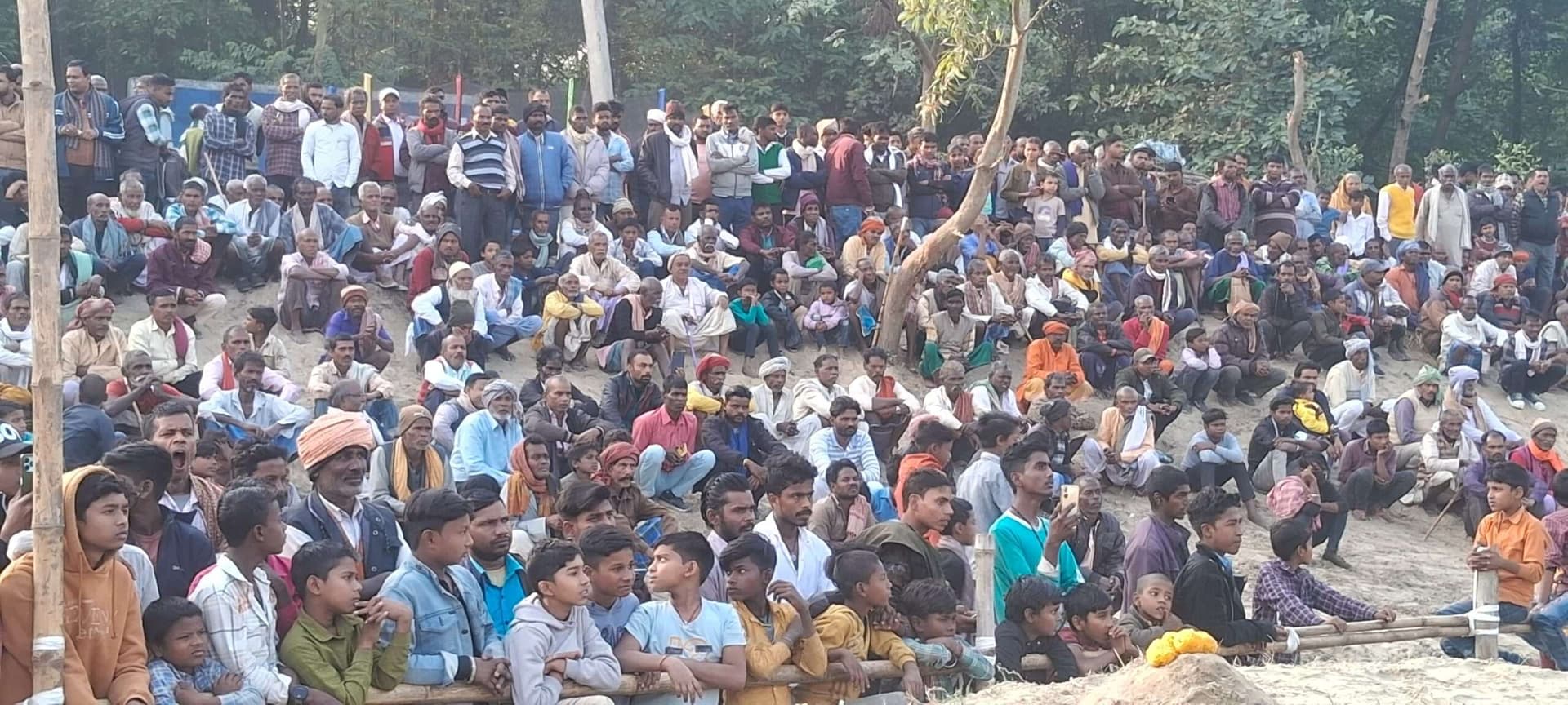 दंगल में पहलवानों ने दांव-पेंच से लोगों का खूब किया मनोरंजन