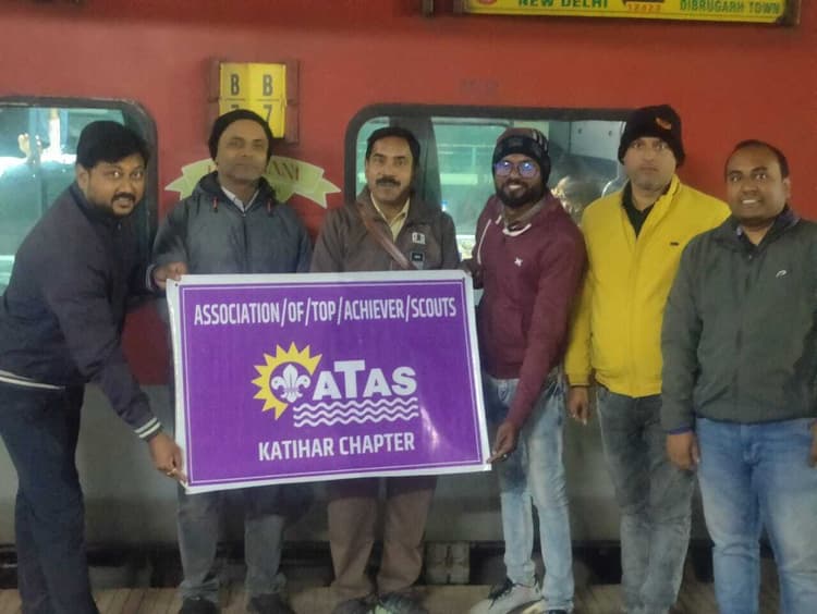 सम्मेलन में भाग लेने के लिए जिला कॉर्डिनेटर जयपुर रवाना