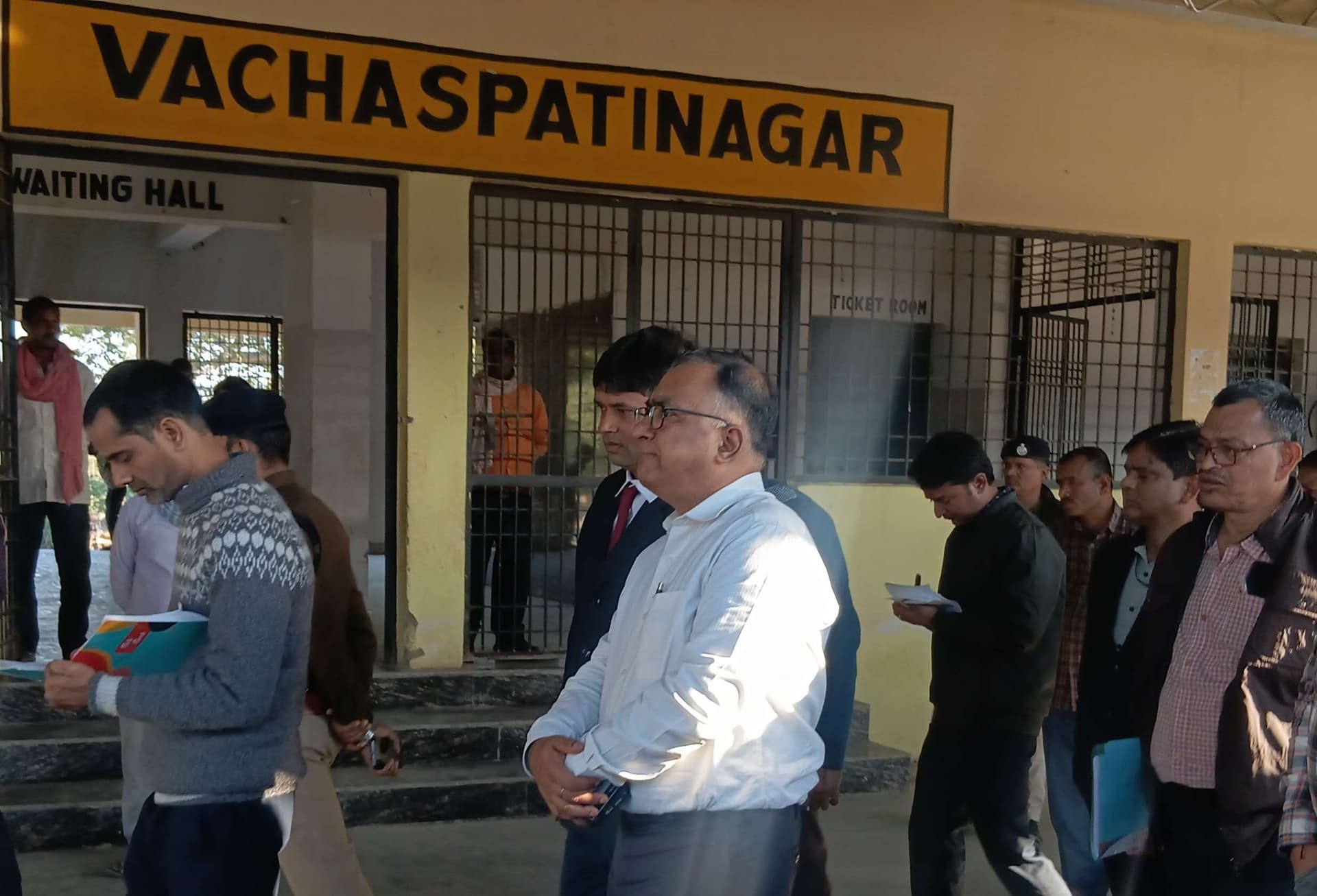 Madhubani News : लौकहा बाजार- झंझारपुर पैसेंजर ट्रेन की समय सारणी बदलने का हो रहा विचार