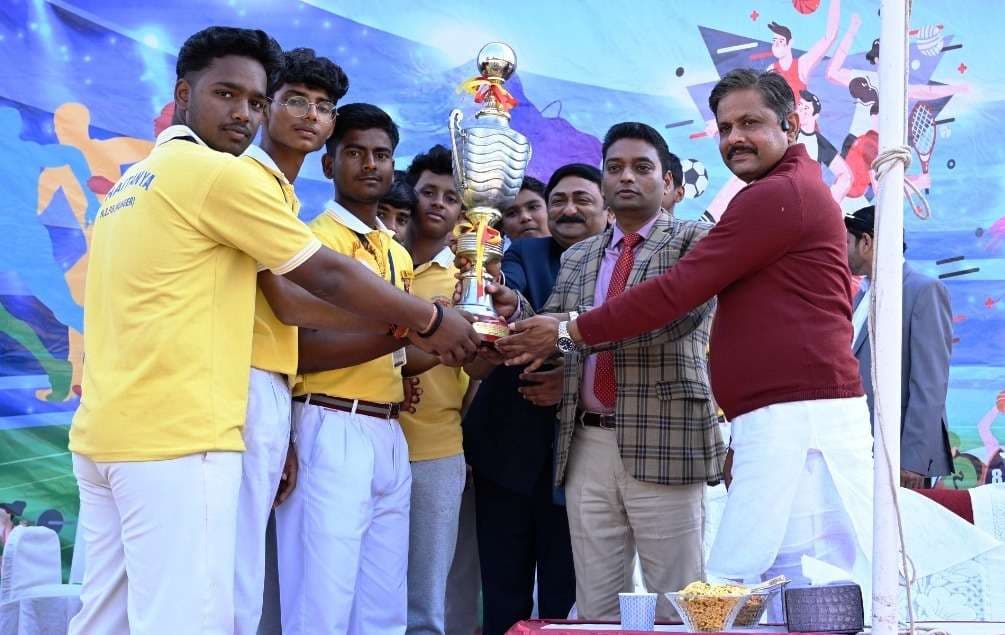 वार्षिक खेल प्रतियोगिता में छात्र-छात्राओं ने किया बेहतरीन प्रदर्शन