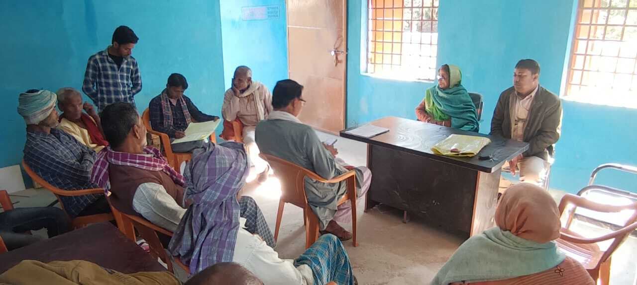 ग्रामसभा का किया गया आयोजन