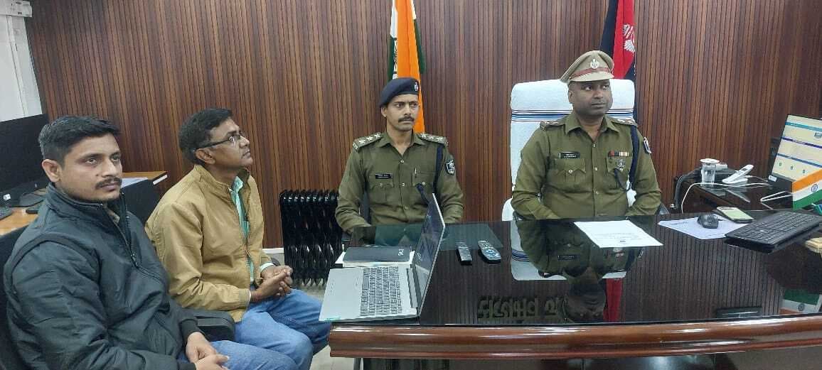 खगड़िया पुलिस का अधिकारिक बेवसाइट एसपी ने किया लॉन्च, कहा एक क्लिक करने पर लोगों को मिलेगी मदद