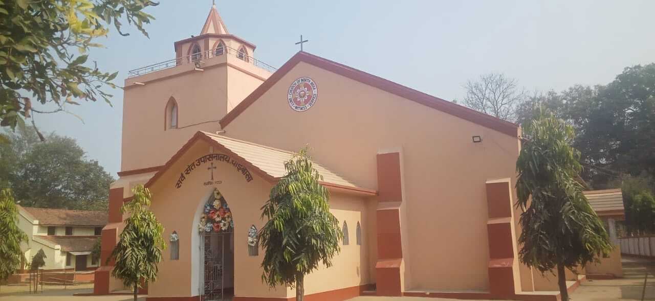 Chaibasa News : आज भी गूंजती है 25 किलो की इंग्लिश घंटी