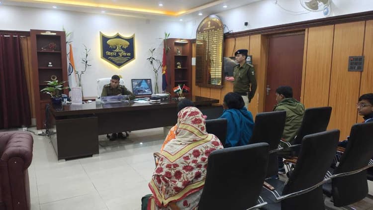 एसपी को 15 लोगों ने आवेदन देकर लगीयी न्याय की गुहार