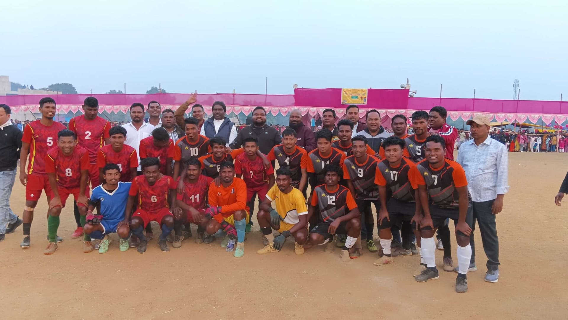 Chaibasa News : जानुम को हराकर शुभम एफसी टीम चैंपियन
