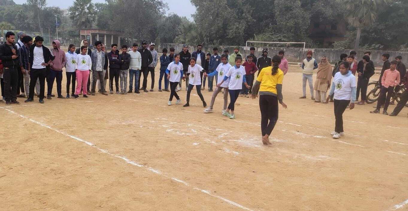 क्लस्टर स्तरीय खेलकूद प्रतियोगिता में खिलाड़ियों ने दिखाया दमखम
