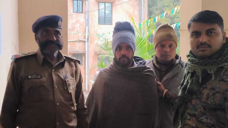 सरेया वार्ड में चोरी की कोशिश, एक चोर गिरफ्तार, दूसरा फरार