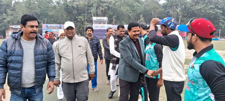 खेल से होता है शारीरिक व मानसिक विकास, बढ़ता है नेतृत्व क्षमता : राघवेंद्र