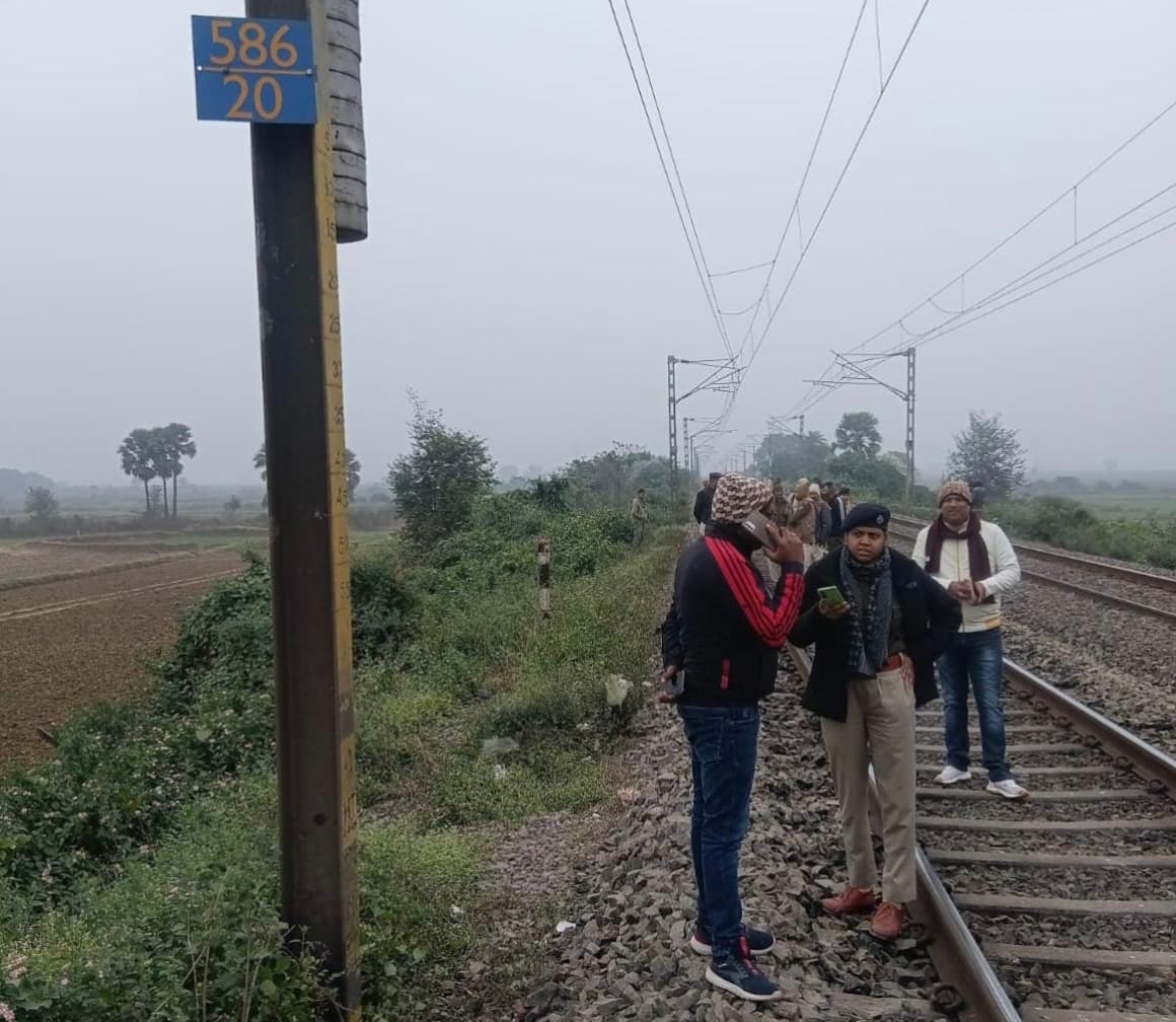 हथियारबंद बदमाशों ने की फायरिंग, तीन खोखा बरामद