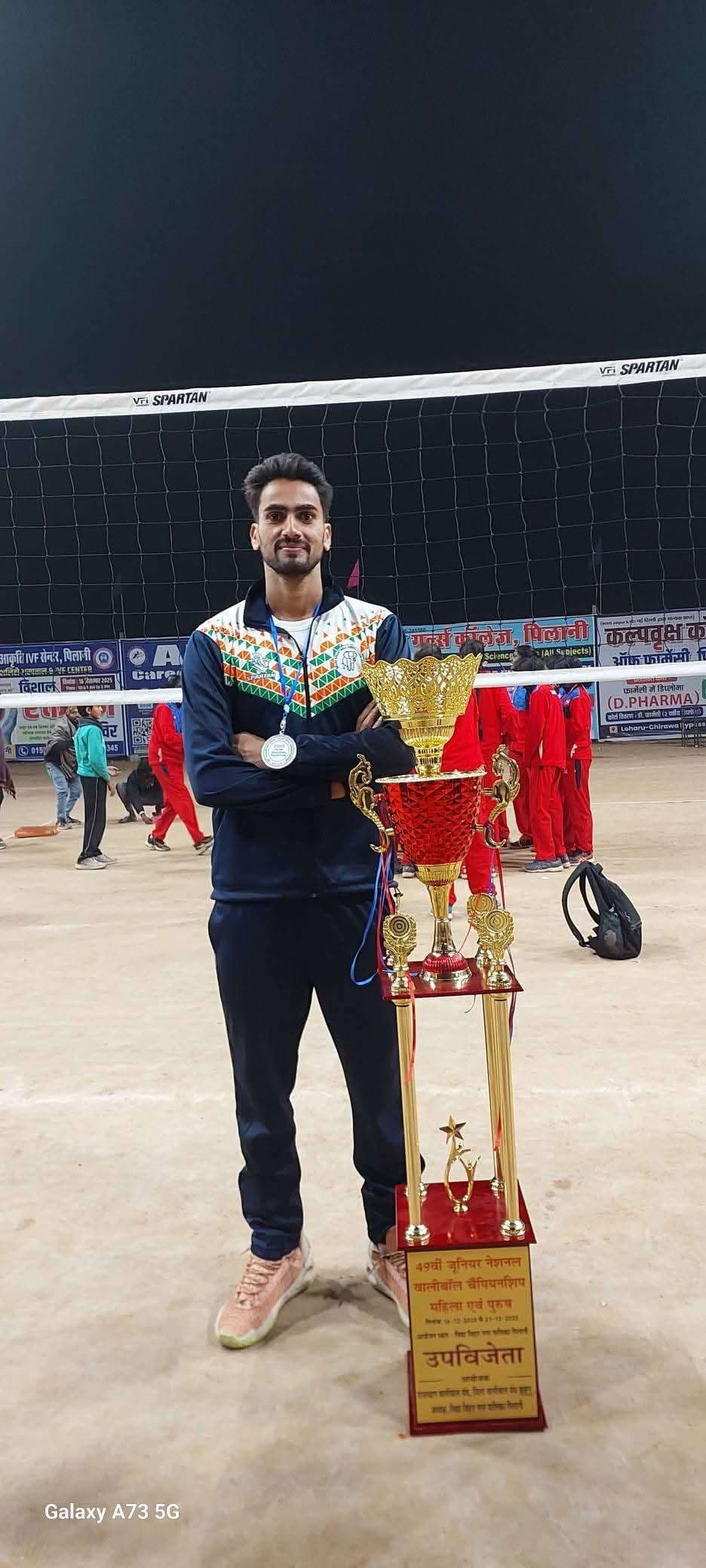 जूनियर नेशनल वालीबॉल में सिसौडा के सत्यम को मिला सिल्वर मेडल