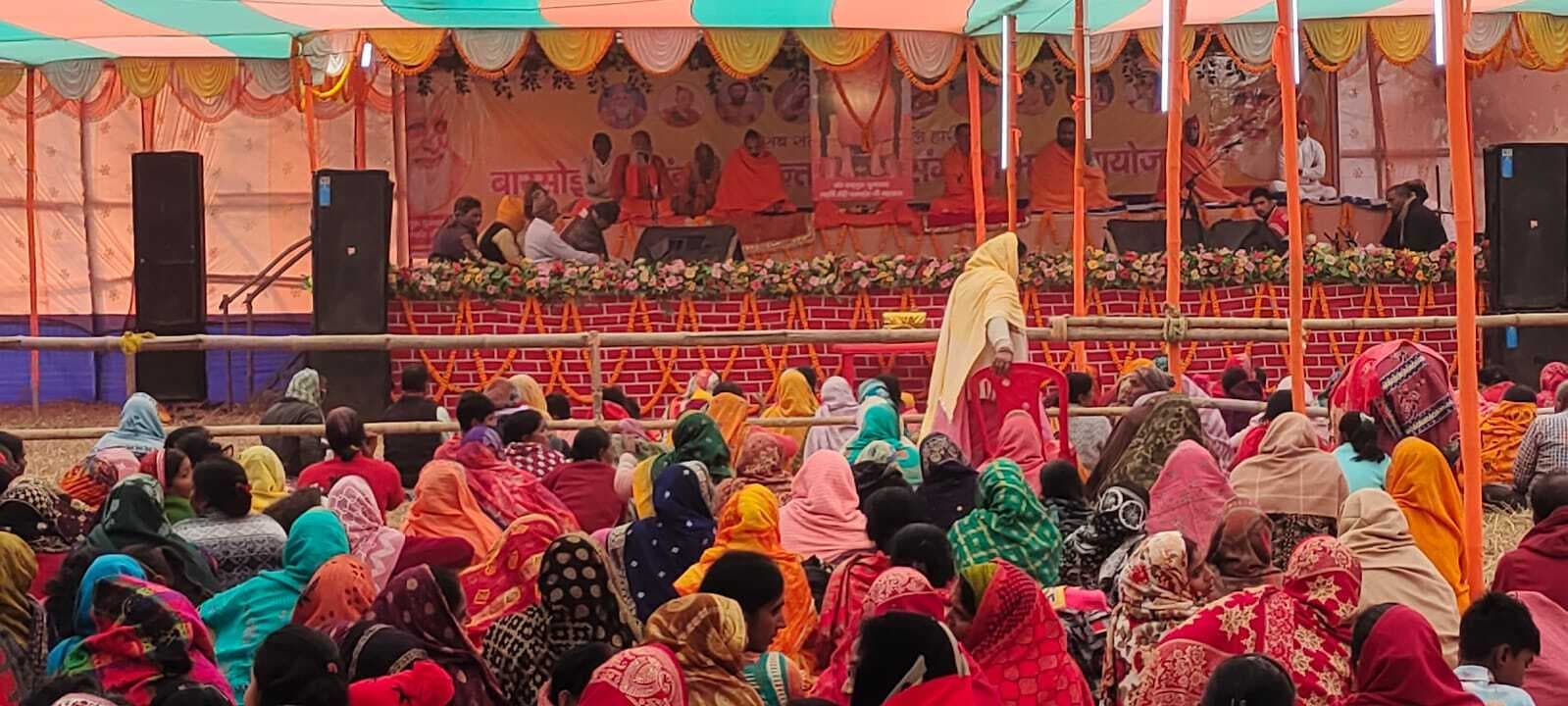 भक्तिमय माहौल में गूंजे संतों के प्रवचन, श्रद्धालुओं की उमड़ी भीड़