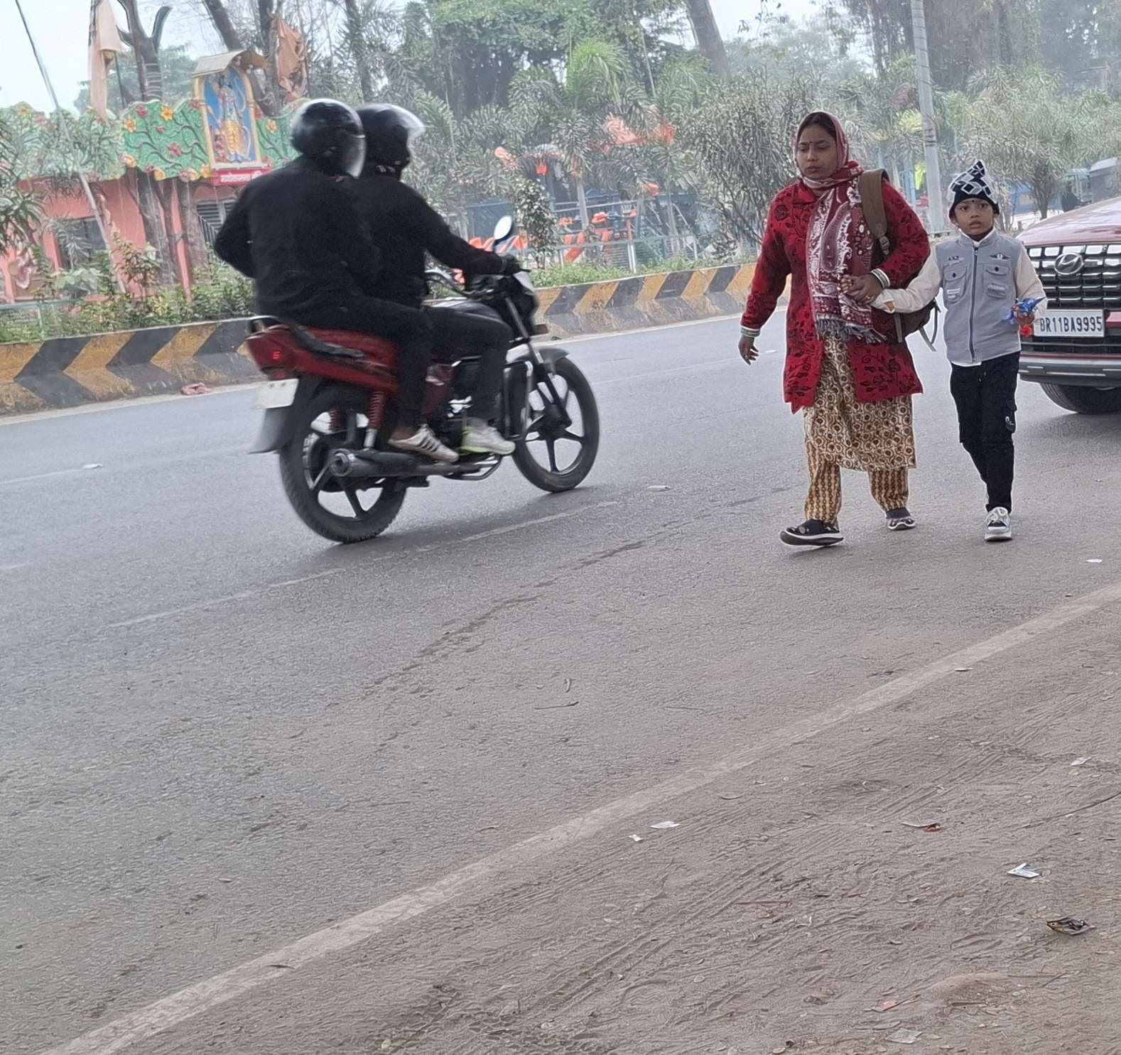 पूर्णिया में शिमला व दार्जिलिंग जैसा नजारा, गलन वाली ठंड अभी करेगी टॉर्चर