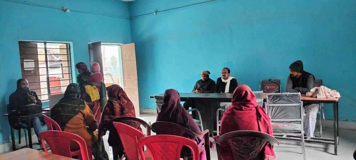 चनदहर में जॉब कार्ड ई-केवाईसी के लिए लगाया शिविर