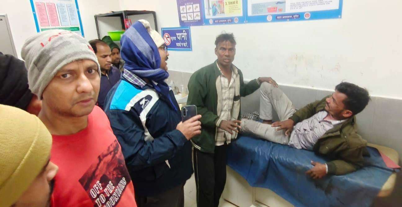 आपसी रंजिश में ई-रिक्शा चालक को मारी गोली, हिरासत में पांच लोग से पुलिस कर रही पूछताछ