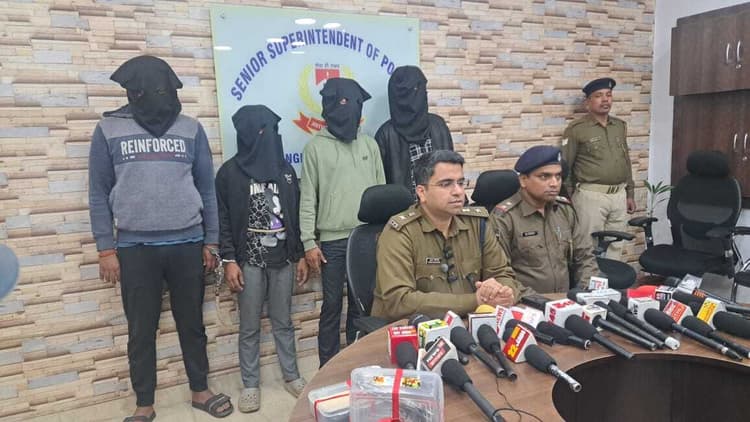 Jamshedpur News : उलीडीह : हत्या की योजना बना रहे चार युवक पिस्तौल के साथ गिरफ्तार